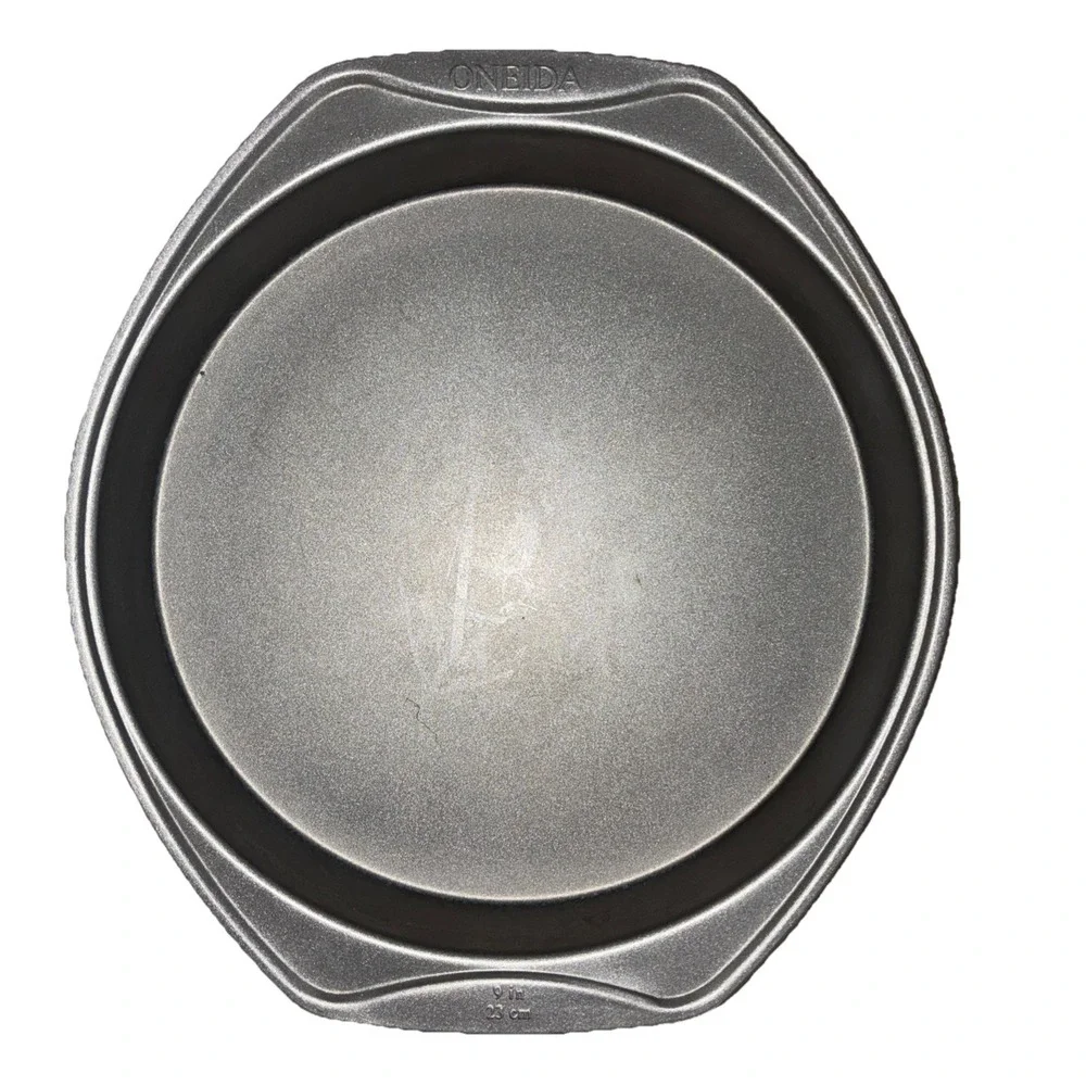 Oneida Cake Pan Round 9x1.5